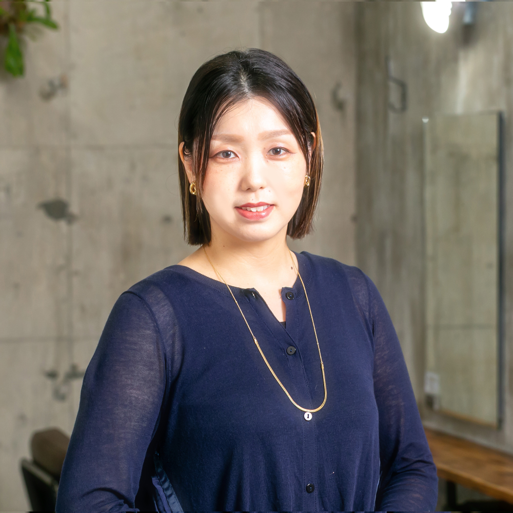 スタイリスト　中川（ナカガワ）